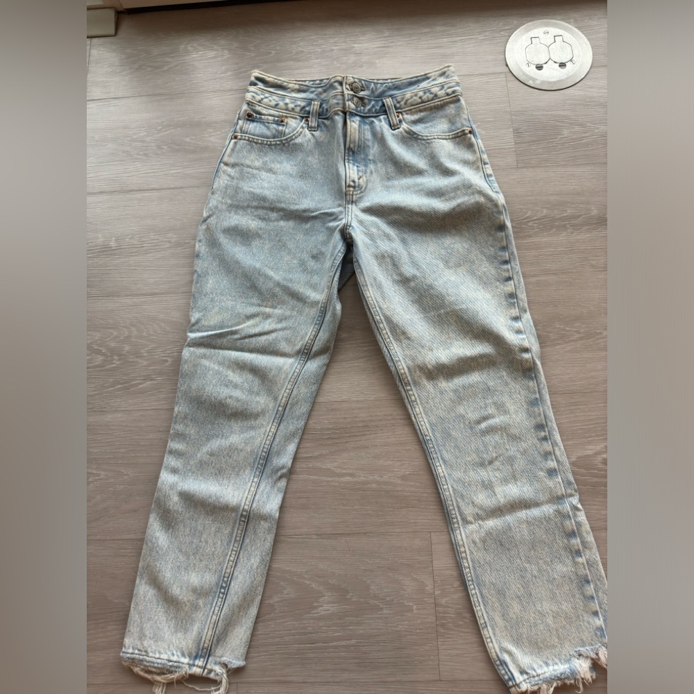 High Waisted Abercrombie Light Blue Jeans